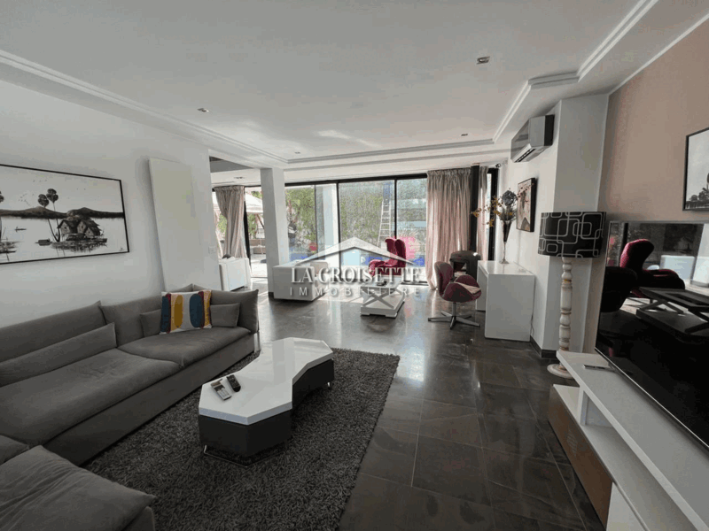 Villa avec piscine S+4 meublée aux Jardins de Carthage